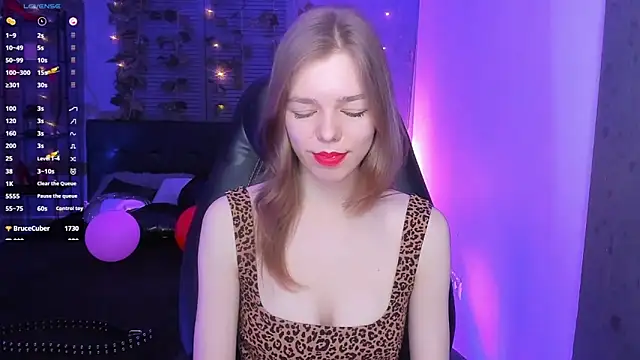 Tina Tayllor online show from 3, 3, 2025