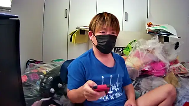 Osikokusama online show from 15, 10, 2025