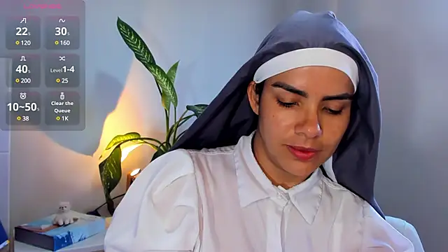 ClaraMariaMon online show from 18, 12, 2024
