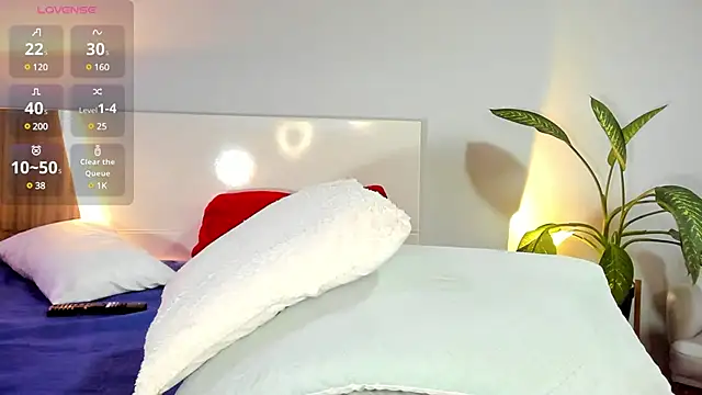 ClaraMariaMon online show from 27, 12, 2024