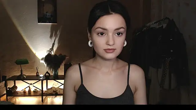 Snapshot of CuteRuby99 chatting on 4, 12, 2025 CuteRuby99 online show from 4, 12, 2025