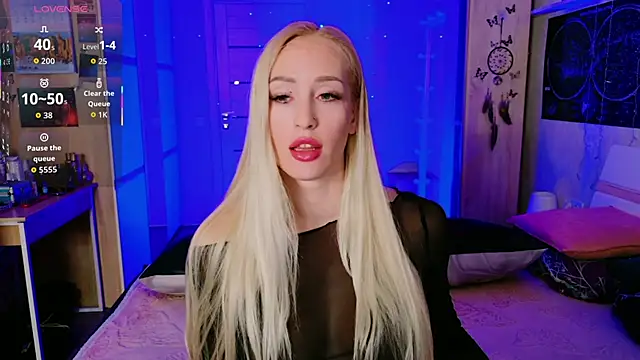 Evva Ross online show from 2, 12, 2025