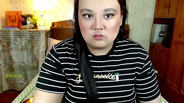 GiannaLopezSmith online show from 11, 1, 2025