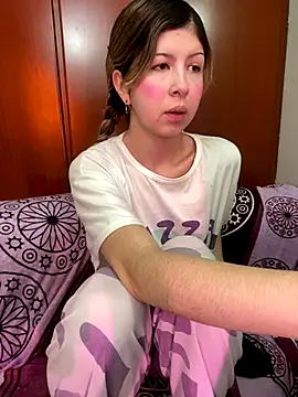 Snapshot of KittieCatty chatting on 23, 10, 2025 KittieCatty online show from 23, 10, 2025