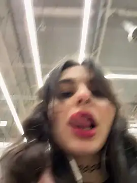 mollydoorsis1 online show from 24, 1, 2025