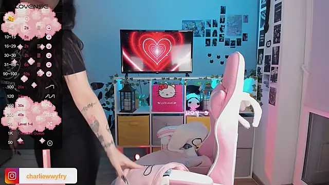 mollydoorsis1 online show from 7, 2, 2025