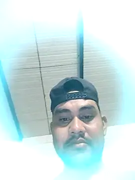 Snapshot of travieso2893 chatting on 12, 11, 2025 travieso2893 online show from 12, 11, 2025