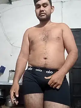 Snapshot of travieso2893 chatting on 14, 11, 2025 travieso2893 online show from 14, 11, 2025