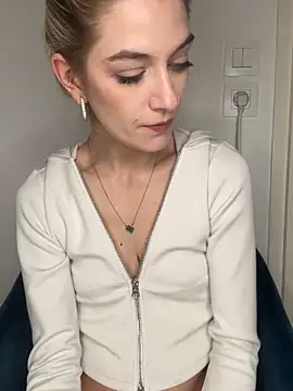 Lolitaxlola online show from 15, 2, 2026