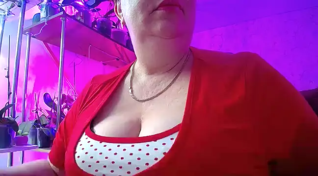  Sweet Woman online show from 11, 2, 2025
