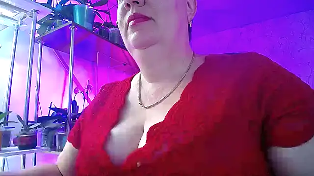 Sweet Woman online show from 17, 9, 2025