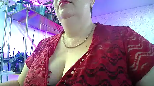  Sweet Woman online show from 22, 9, 2025