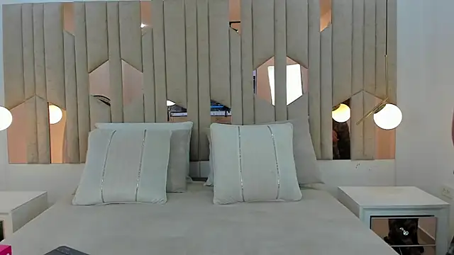 1m caro  online show from 23, 10, 2025