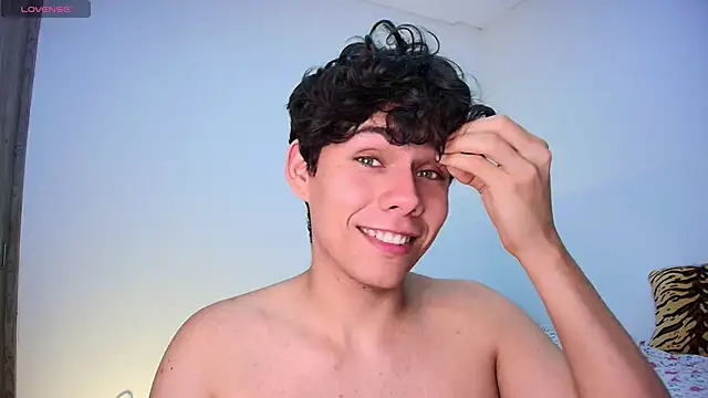 Snapshot of Naytoon__lex chatting on 6, 11, 2025 Naytoon lex online show from 6, 11, 2025