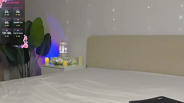 Snapshot of Emmanuelleee chatting on 20, 12, 2025 Emmanuelleee online show from 20, 12, 2025