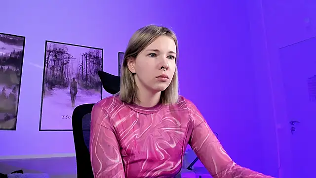 AliceSunday online show from 8, 12, 2024