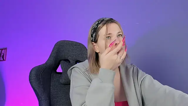 AliceSunday online show from 24, 12, 2024