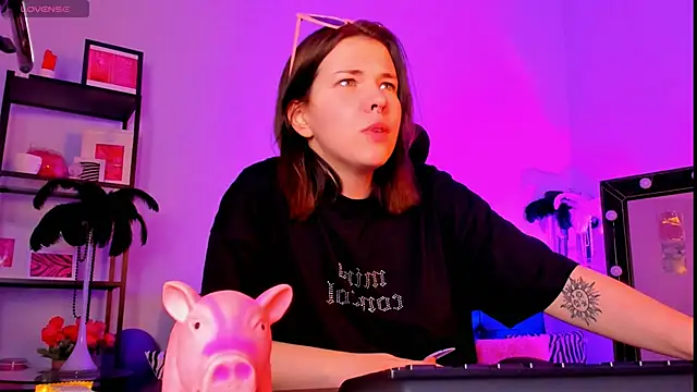 AliceSunday online show from 26, 1, 2025