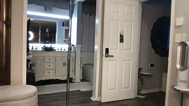 curvyfunlover online show from 15, 10, 2025