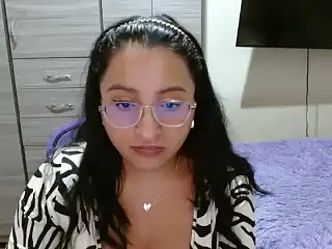Nia-Cop online show from 5, 1, 2025