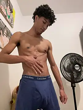 Snapshot of Masterikee chatting on 8, 12, 2024 Masterikee online show from 8, 12, 2024