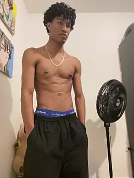 Snapshot of Masterikee chatting on 1, 1, 2025 Masterikee online show from 1, 1, 2025