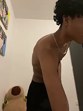 Snapshot of Masterikee chatting on 7, 2, 2025 Masterikee online show from 7, 2, 2025