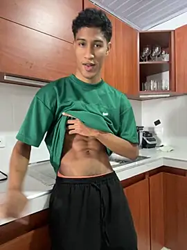 Snapshot of Masterikee chatting on 17, 9, 2025 Masterikee online show from 17, 9, 2025