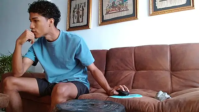 Snapshot of Masterikee chatting on 23, 10, 2025 Masterikee online show from 23, 10, 2025