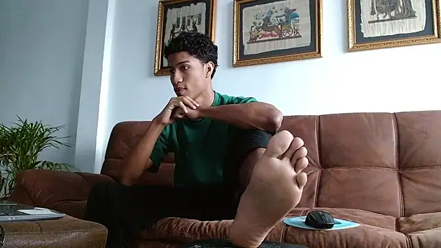 Snapshot of Masterikee chatting on 28, 10, 2025 Masterikee online show from 28, 10, 2025