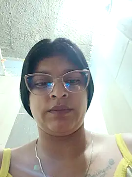 naughty-girl01 online show from 24, 2, 2025