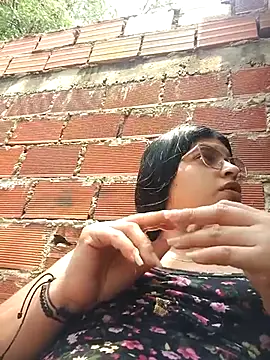 naughty-girl01 online show from 13, 3, 2025