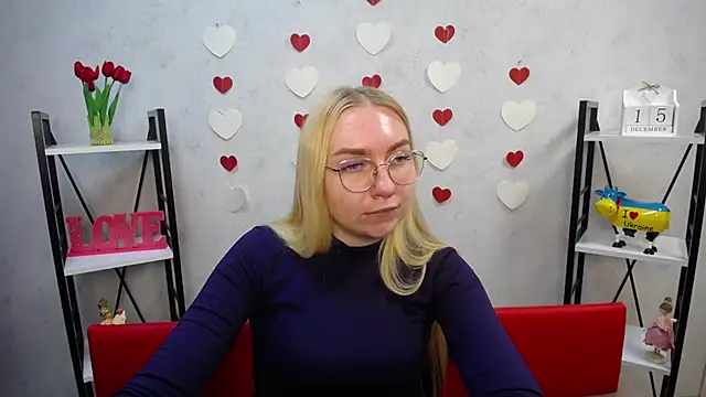 Snapshot of BeatriceFly chatting on 15, 12, 2024 BeatriceFly online show from 15, 12, 2024