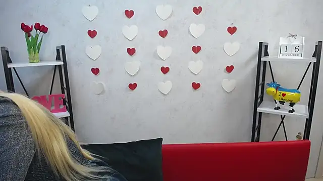 Snapshot of BeatriceFly chatting on 16, 12, 2024 BeatriceFly online show from 16, 12, 2024