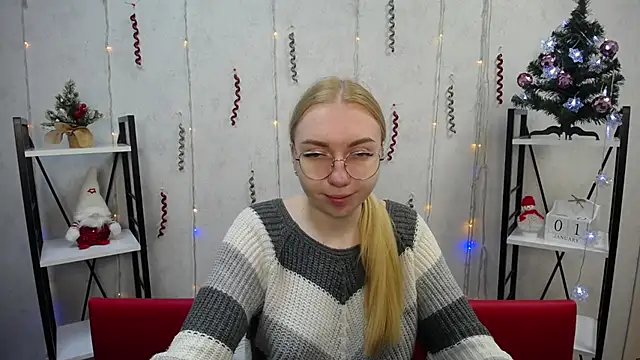 Snapshot of BeatriceFly chatting on 3, 1, 2025 BeatriceFly online show from 3, 1, 2025