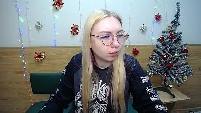 Snapshot of BeatriceFly chatting on 19, 1, 2025 BeatriceFly online show from 19, 1, 2025