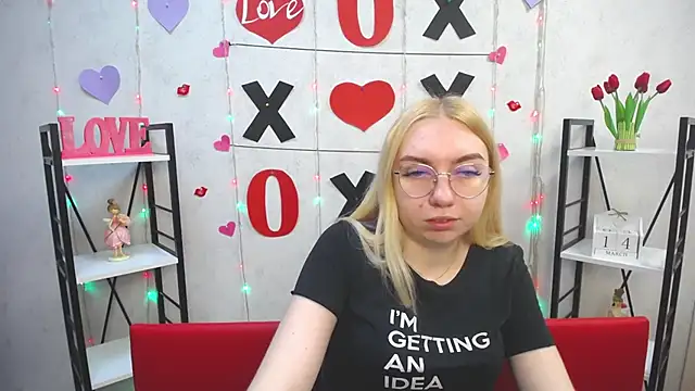 Snapshot of BeatriceFly chatting on 15, 3, 2025 BeatriceFly online show from 15, 3, 2025