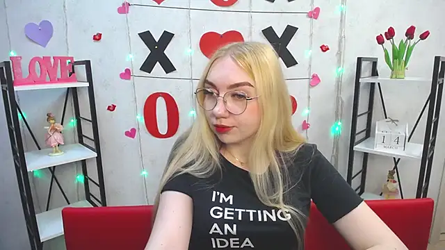 Snapshot of BeatriceFly chatting on 15, 3, 2025 BeatriceFly online show from 15, 3, 2025