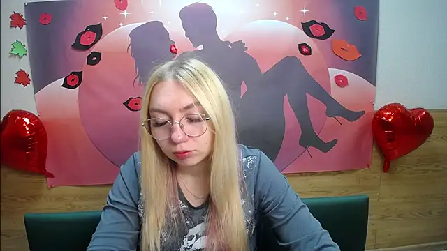 Snapshot of BeatriceFly chatting on 14, 10, 2025 BeatriceFly online show from 14, 10, 2025