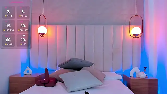 Snapshot of Hanna_Moonlight_ chatting on 10, 10, 2025 Hanna Moonlight online show from 10, 10, 2025