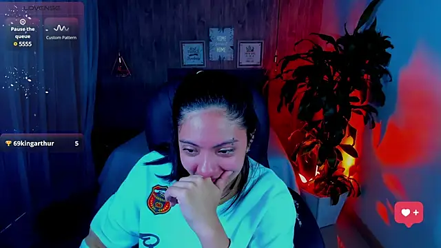 Snapshot of miichael_black chatting on 7, 3, 2025 miichael black online show from 7, 3, 2025