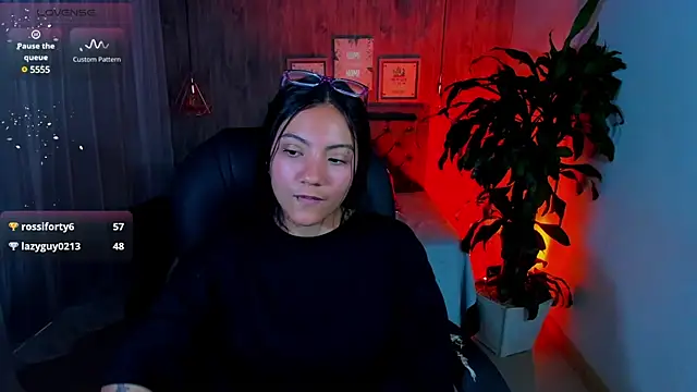 Snapshot of miichael_black chatting on 15, 3, 2025 miichael black online show from 15, 3, 2025