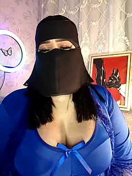 Cat Sharisa online show from 4, 12, 2025