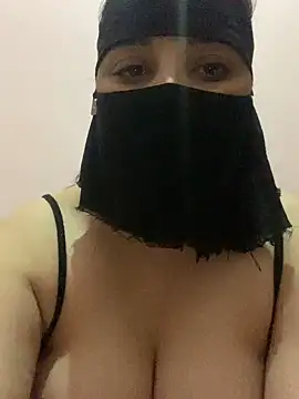 Snapshot of Miss-Soka chatting on 5, 12, 2024 Miss-Soka online show from 5, 12, 2024