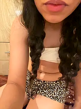 Snapshot of 3ashi9aa chatting on 13, 10, 2025 3ashi9aa online show from 13, 10, 2025