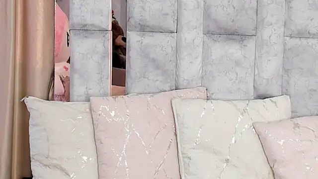 karol noa online show from 7, 11, 2025