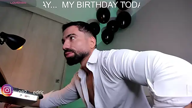 Snapshot of edrick_walton1 chatting on 4, 2, 2025 edrick walton1 online show from 4, 2, 2025