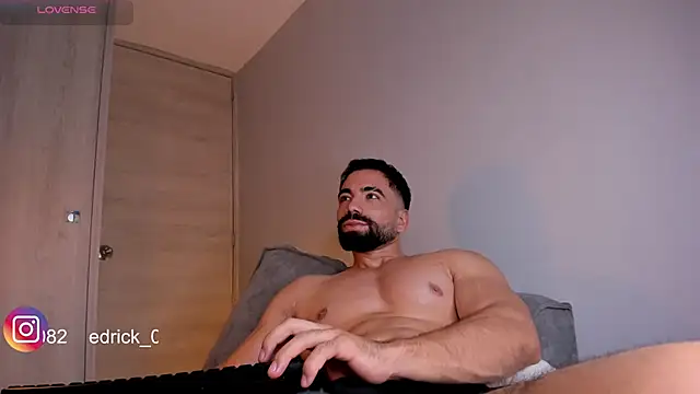 Snapshot of edrick_walton1 chatting on 13, 2, 2025 edrick walton1 online show from 13, 2, 2025