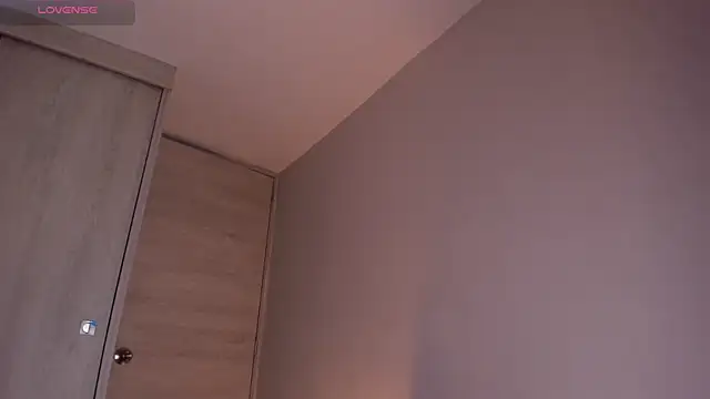 Snapshot of edrick_walton1 chatting on 4, 3, 2025 edrick walton1 online show from 4, 3, 2025