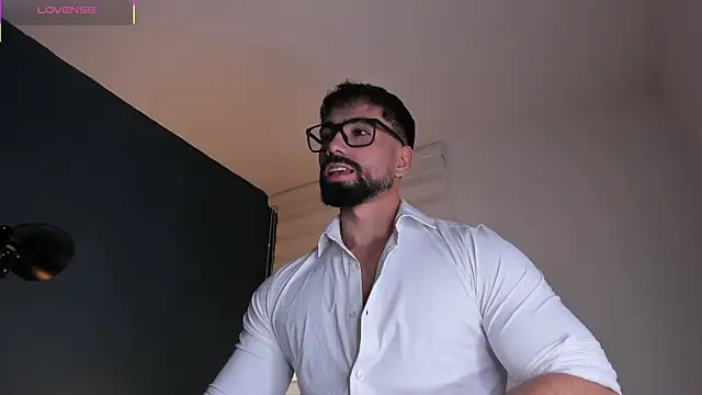 Snapshot of edrick_walton1 chatting on 18, 10, 2025 edrick walton1 online show from 18, 10, 2025